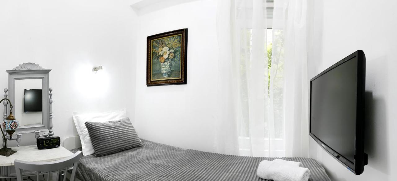 Natalie'S Home Белград Екстериор снимка