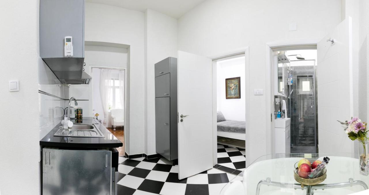 Natalie'S Home Белград Екстериор снимка
